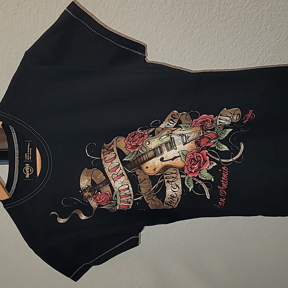 Hard Rock Cafe San Antonio Black Tee with Guitar and Roses Women Size L - Picture 5 of 7
